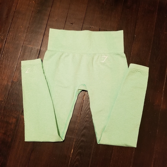 Gymshark Vital Seamless Leggings (Pistachio) - Picture 3 of 6